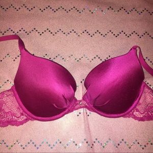 Maidenform lace bra rhinestone